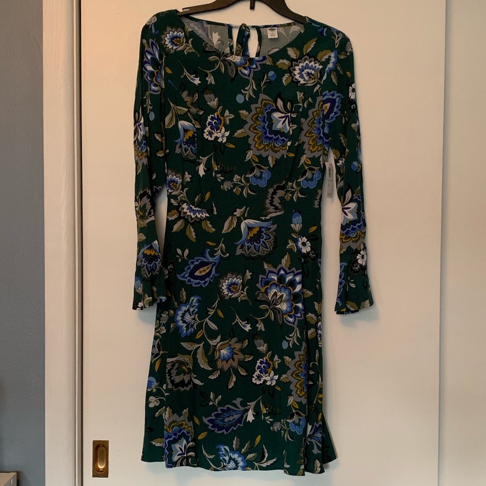 NWT Old Navy flutter sleeve dress Sz 2